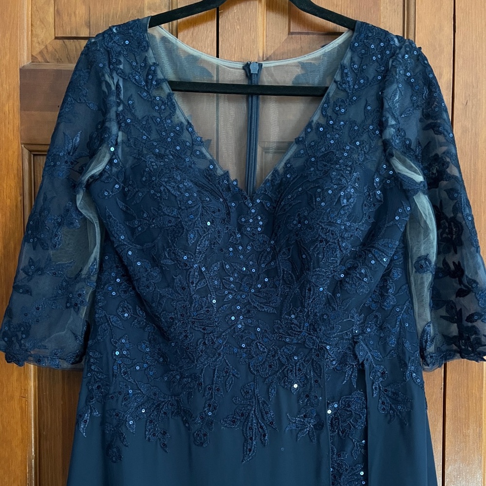 JJ’s House size 16 NWT Mother’s dress dark navy